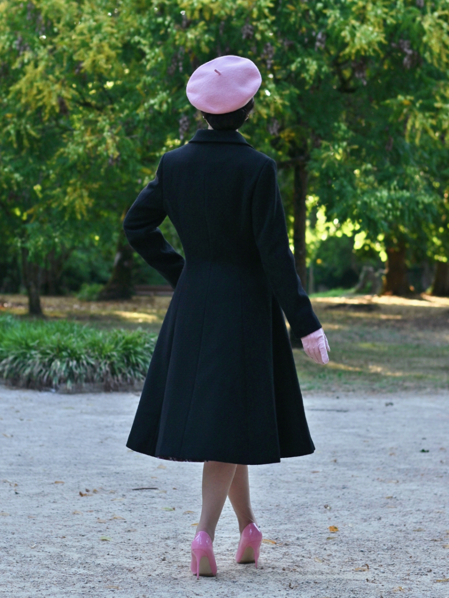 Hearts and Roses Margo Swing Coat Black Weave