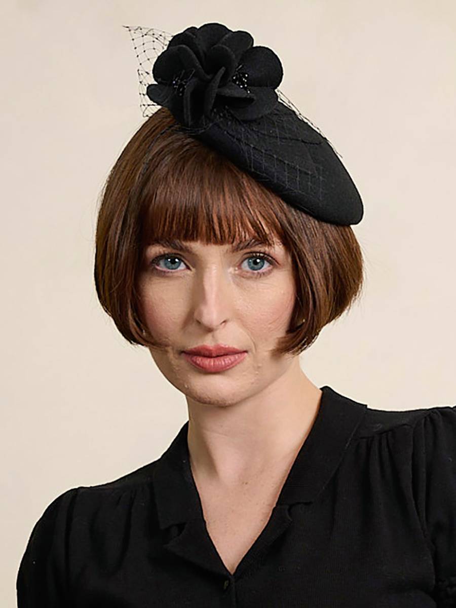 Banned Noir Veil Hat Black